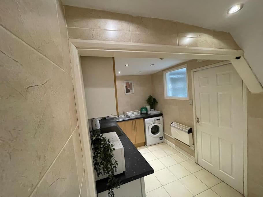 Stylish Cosy Studio Apartment グレーブゼンド エクステリア 写真